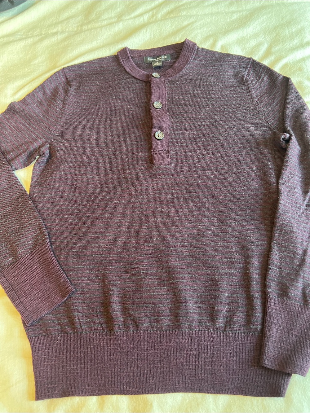 Men's Banana Republic Plum Maroon Henley Crewneck Sweater